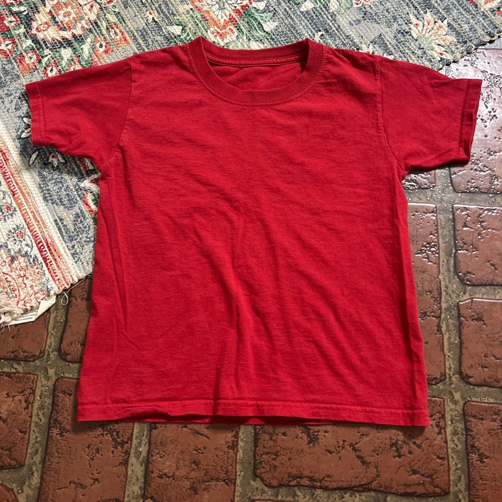 Hanes red boy tee